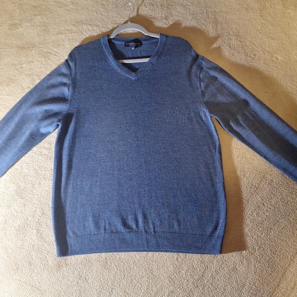 Hart Schaffner Marx V-neck Sweater Men’s Blue Extra Fine Merino Wool